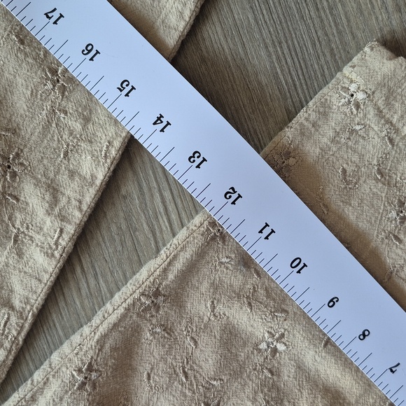 Beige Cotton USA Set with Embroidery Details. - Picture 11 of 13